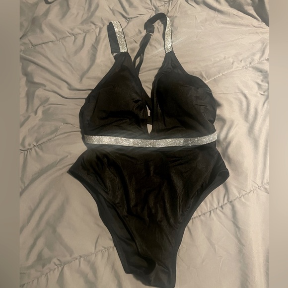 Victorias Secret Swimsuit - Picture 1 of 3